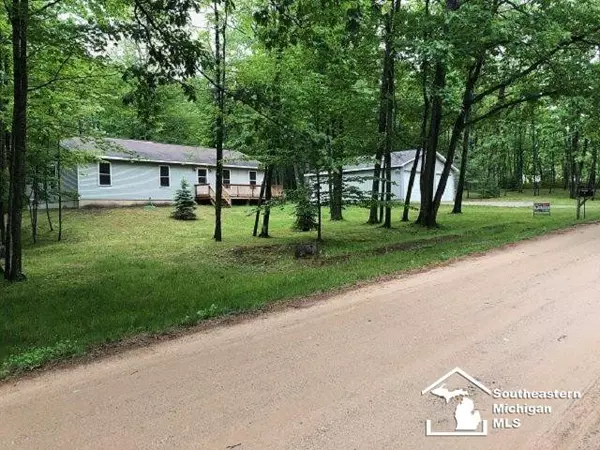Harrison, MI 48625,4951 FOREST