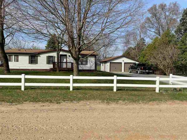 5701 N Rich, Alma, MI 48801