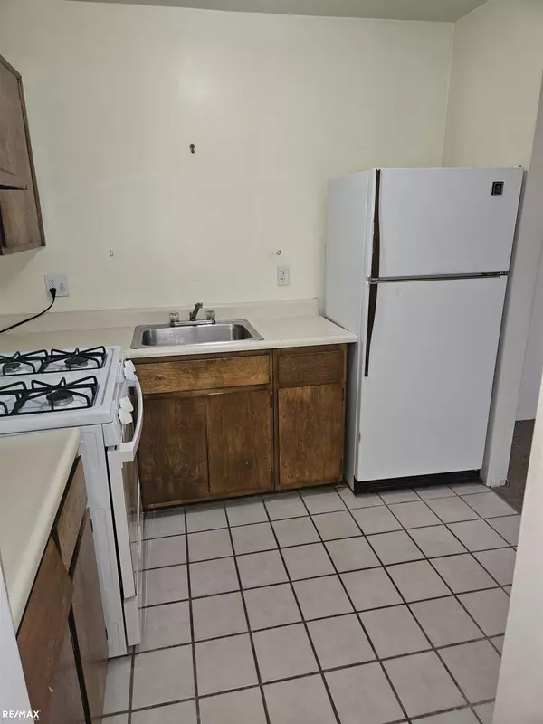 Roseville, MI 48066,20954 HUNT Drive