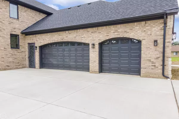 Shelby Twp, MI 48316,51581 Forster Lane