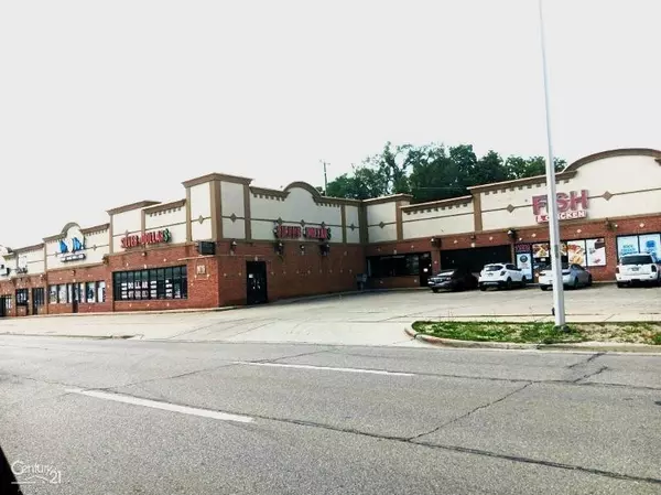 694-722 W Huron Street, Pontiac, MI 48341