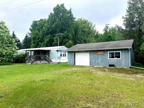 2356 Muskegon, Harrison, MI 48625