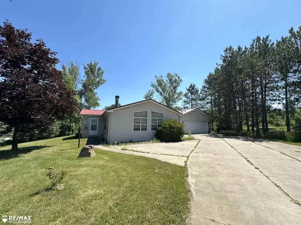 1595 Andover, Gladwin, MI 48624