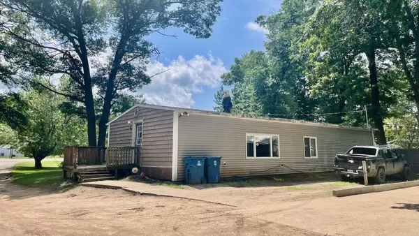 Midland, MI 48640,654 W Isabella