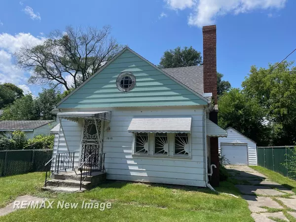 1515 Casimir, Saginaw, MI 48601