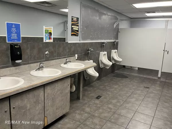 Midland, MI 48640,430 W ISABELLA Road