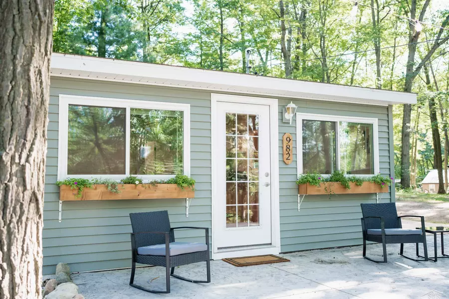 982 Lake Street, Harrison, MI 48625