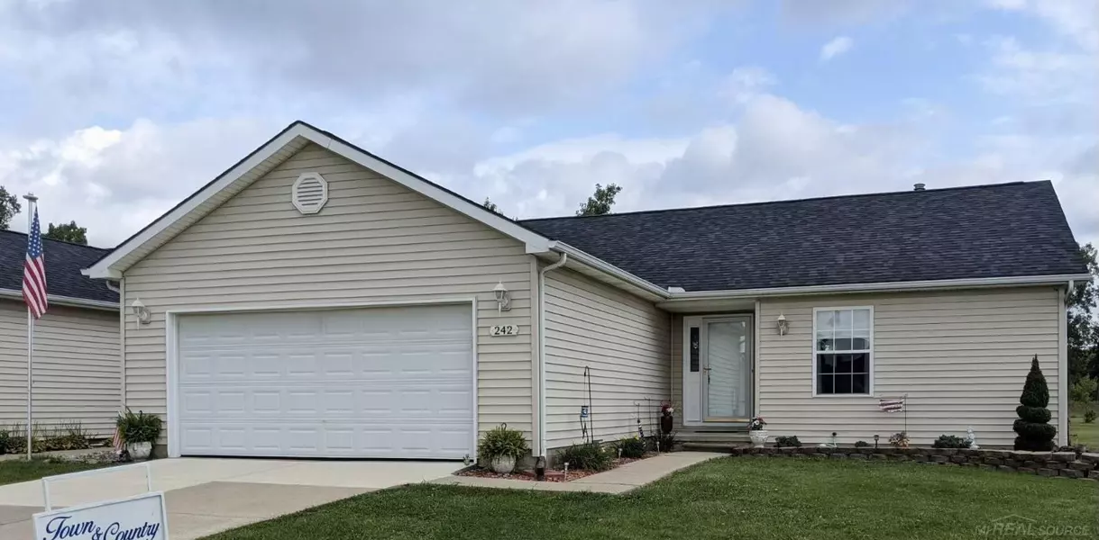 242 Quail Drive, Capac, MI 48014