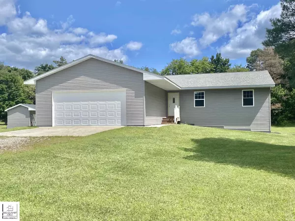 330 Sherman, Ortonville, MI 48462