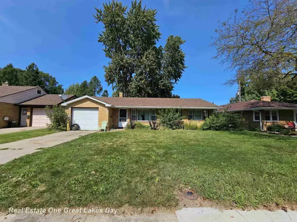 4 Northlawn, Saginaw, MI 48602