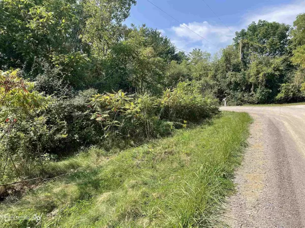 Holly, MI 48442,9353 Ruby Street