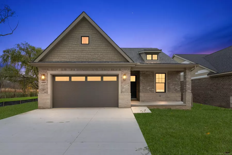 5890 Willow Grove Avenue, Troy, MI 48085