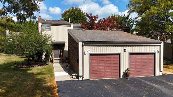 25056 Woodvale, Southfield, MI 48034