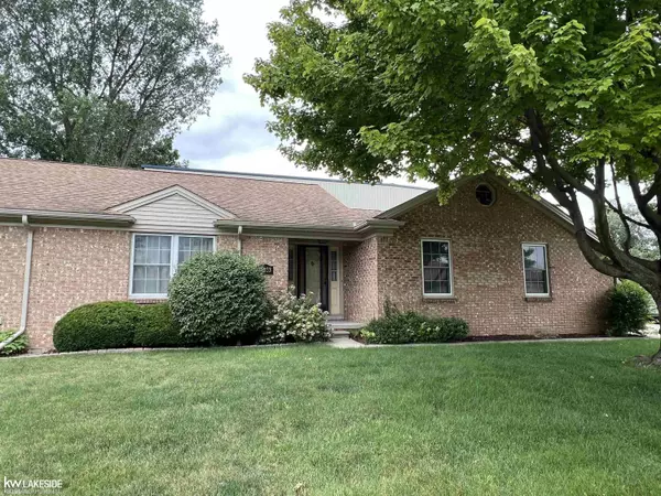 34033 W Gardenia, Fraser, MI 48026