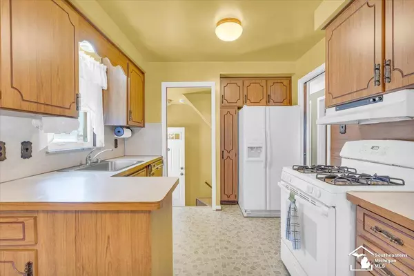 Lincoln Park, MI 48146,1559 Philomene