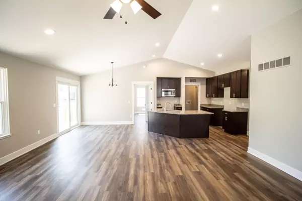 Clio, MI 48420,11441 Hidden Oaks Drive