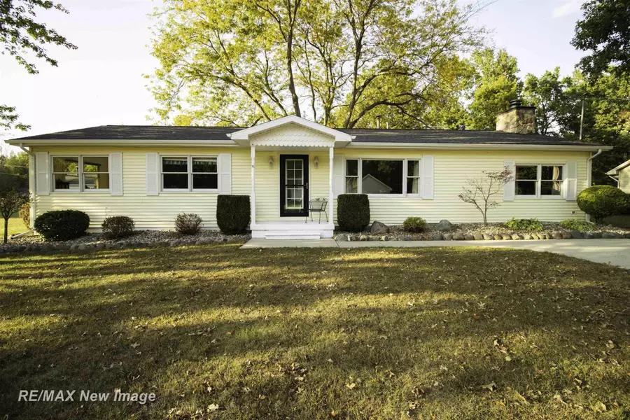 12016 Oakridge Lane, Saint Charles, MI 48655