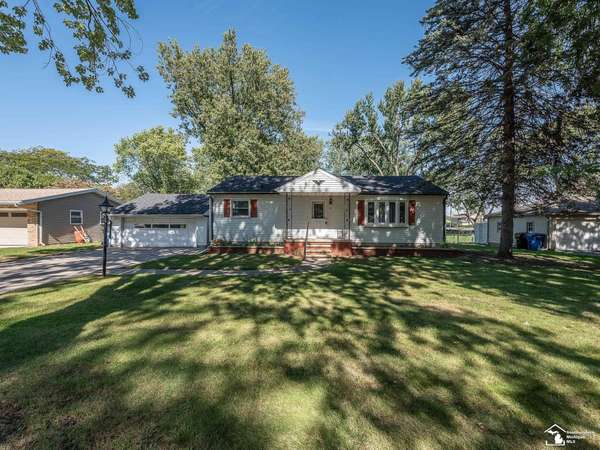 60 Calvin,  Monroe,  MI 48162