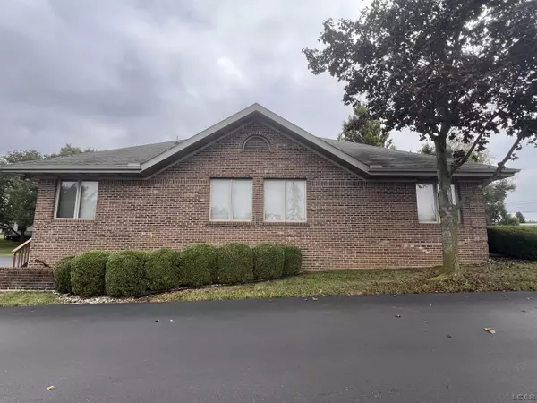 Adrian, MI 49221,1542 West Maple Avenue