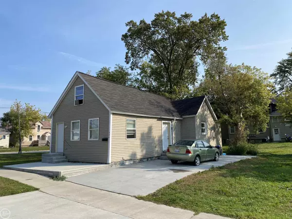 626 11th, Port Huron, MI 48060