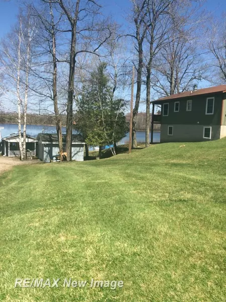 3451 Deerfield Lane, Lupton, MI 48635