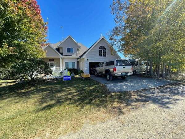 5189 Crooked Crk, Saranac, MI 48881