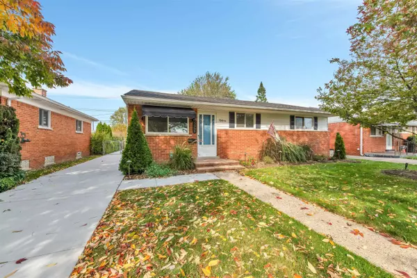 Fraser, MI 48026,17755 Summer Ln Avenue