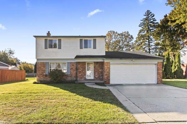 23678 King, Clinton Twp, MI 48035