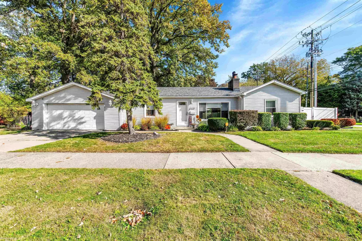 Eastpointe, MI 48021,23708 Petersburg Avenue