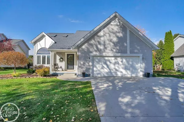 7853 Allison, Almont, MI 48003