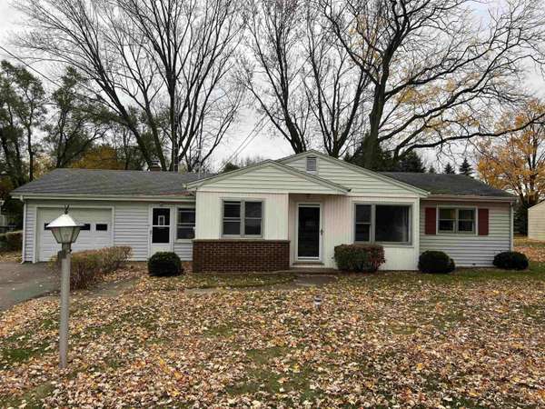 4207 Occidental,  Adrian,  MI 49221