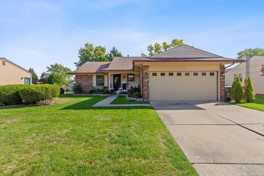 39892 Litke, Clinton Twp, MI 48038