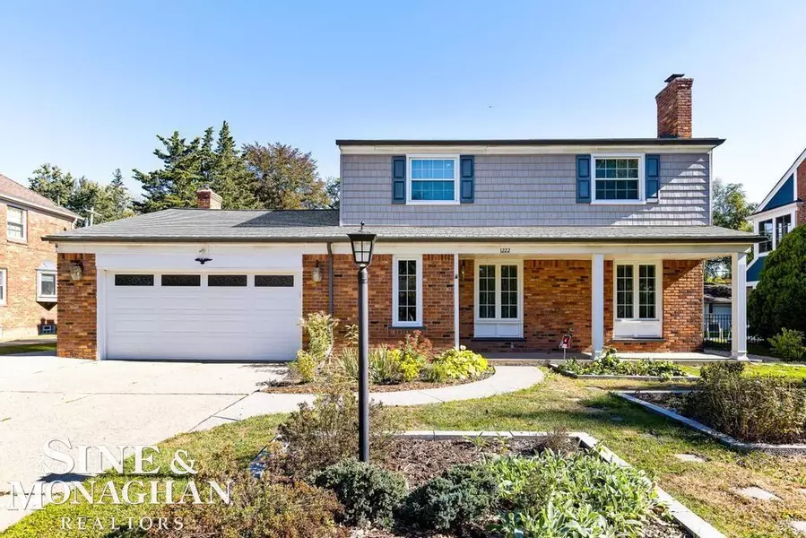 1222 Balfour, Grosse Pointe Park, MI 48230