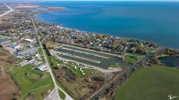 Luna Pier, MI,10420 S Harold