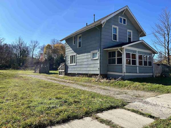 706 Beulah, Lansing, MI 48910