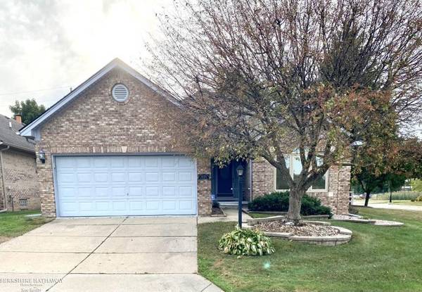 36351 Appaloosa, Clinton Twp, MI 48035