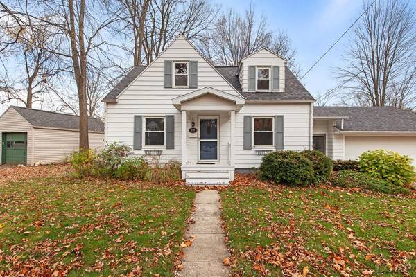 338 Rogers, Adrian, MI 49221