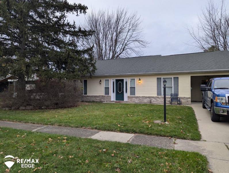 1830 Penbrook, Flint, MI 48507