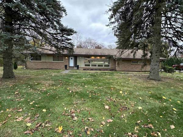 5839 Blandford, Bloomfield Hills, MI 48302