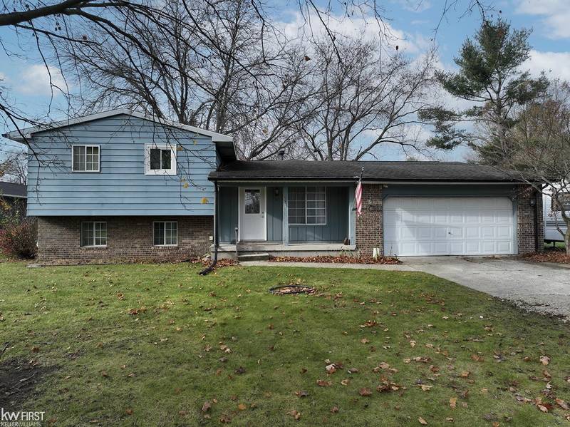 6355 Mckinley, Flushing, MI 48433