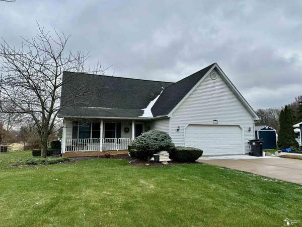 3075 Northmor Dr E, Adrian, MI 49221