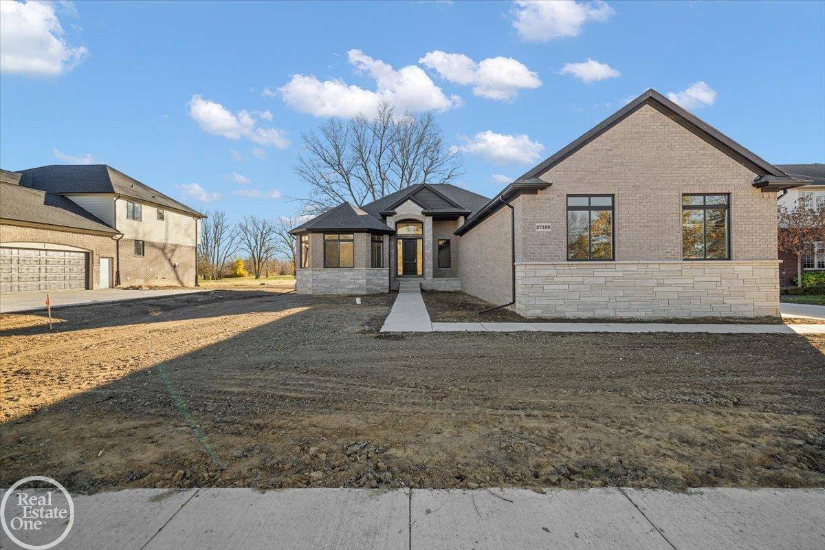 Addison, MI 48370,854 Hemlock