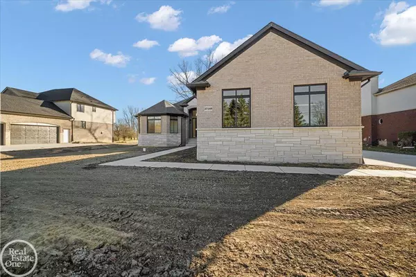 Addison, MI 48370,880 Hemlock Drive