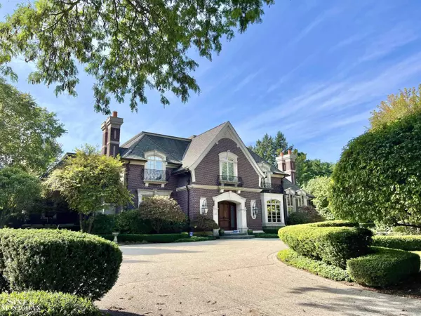 Grosse Pointe Shores, MI 48236,41 Renaud Road