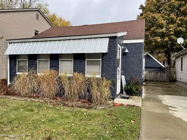 2058 Ridgemont, Grosse Pointe Woods, MI 48236