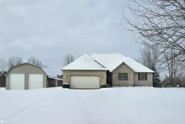 5804 S County Line, Durand, MI 48429