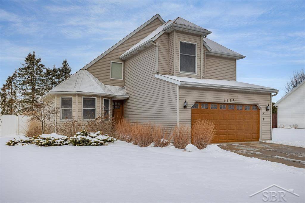 6658 McCarty Road, Saginaw, MI 48603