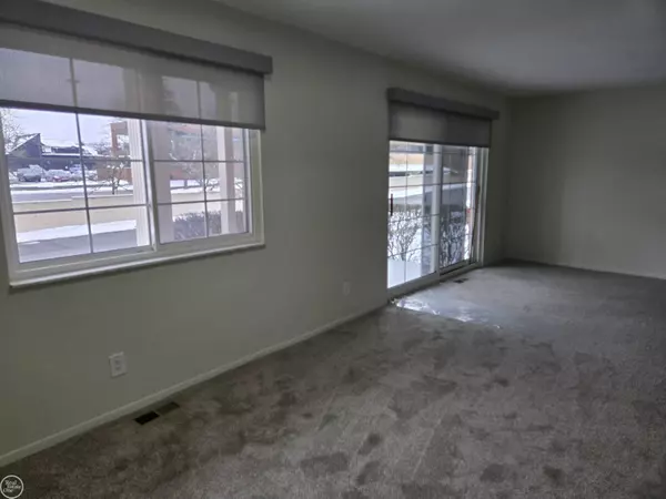 West Bloomfield, MI,6145 Orchard Lake Road