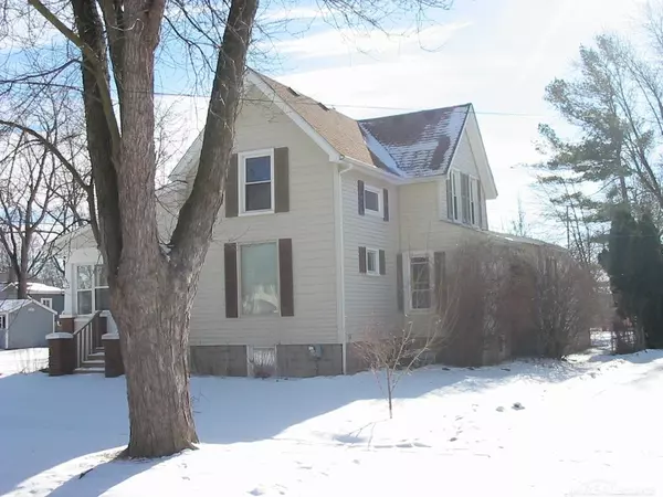 Capac, MI 48014,304 W mill Street