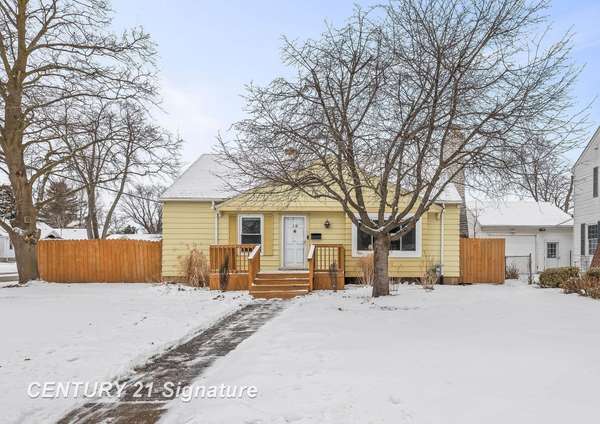 13 Congress Ct C, Saginaw, MI 48602